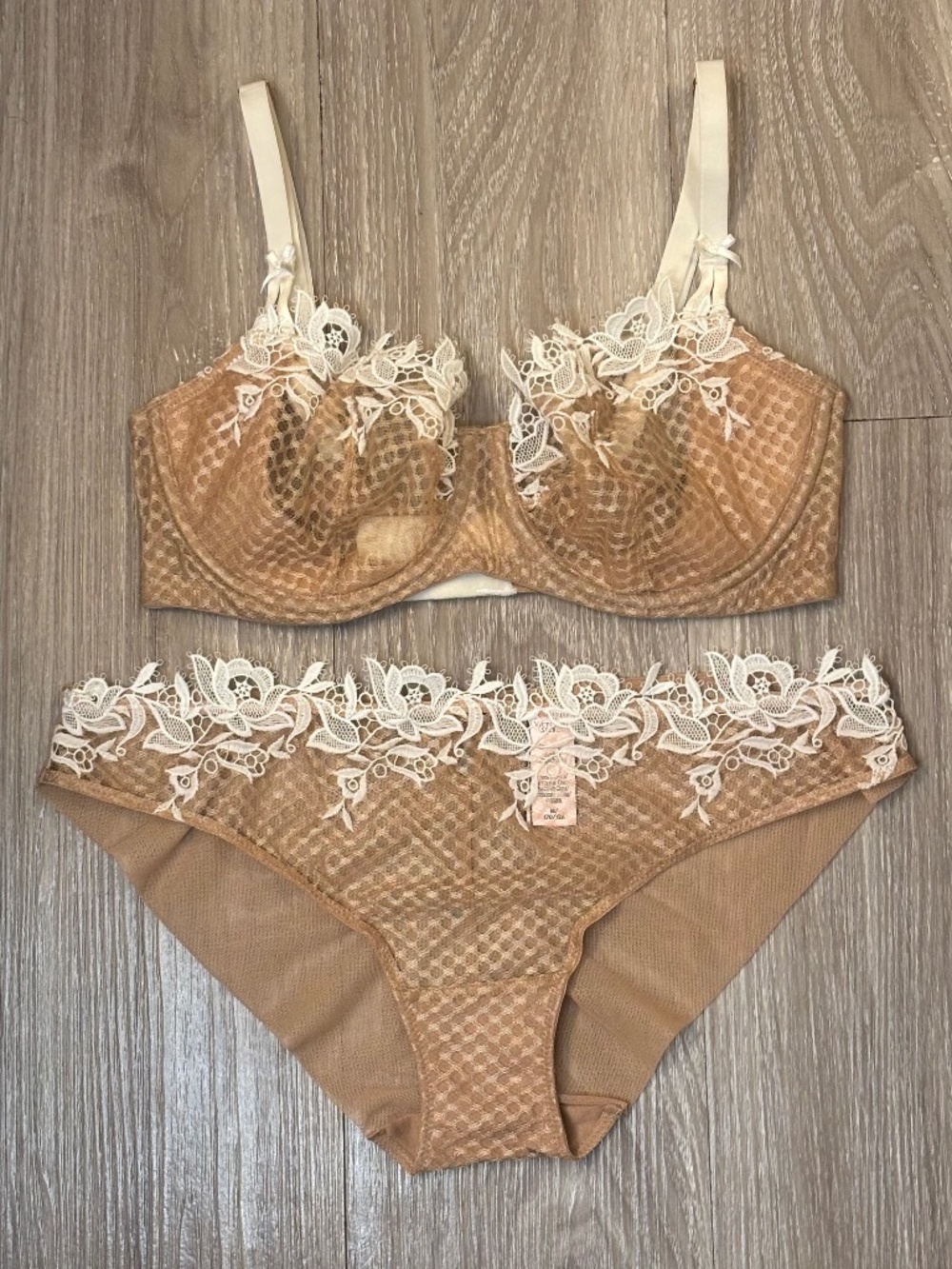 Victoria’s Secret Dream Angels Bra & Panty Set